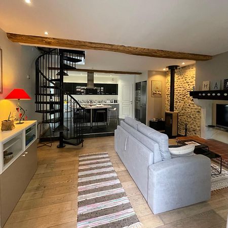 Loft De Charme En Centre-Ville Pau Eksteriør billede
